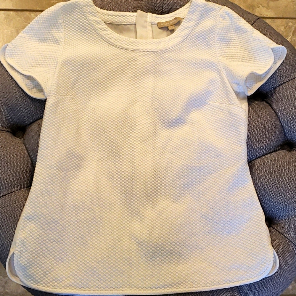 Banana Republic textured white blouse Sz Small *2 FREE Solar-Powered Dancing Toy